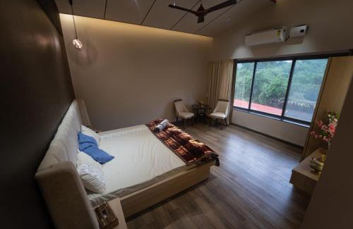 Lonavala Villa | Royal Cabana Lonavla - 6BHK Luxury Villa with Heated pool and Turf