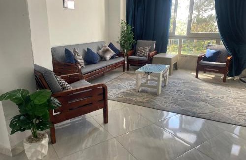 Al-Muntazah Apartment | Royal Chalet Maamourah Beach