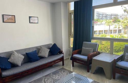 Al-Muntazah Apartment | Royal Chalet Maamourah Beach