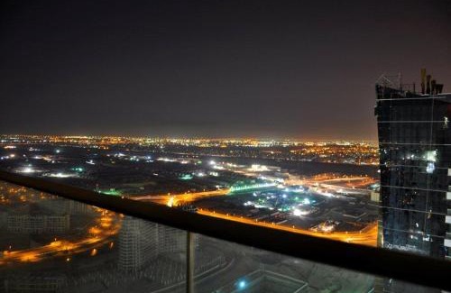 Jumeirah Lake Towers Apartment | Royal Club By RVHR, Bonnington Residential Tower - JLT