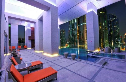 Jumeirah Lake Towers Apartment | Royal Club By RVHR, Bonnington Residential Tower - JLT