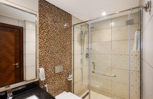Business Bay Apartment | Royal Continental Suites Business Bay - Deluxe Apartments