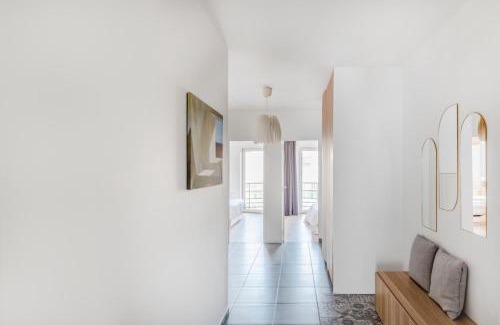 Upper Town Apartment | Royal Design Residence