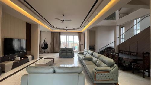 Lonavala Villa | Royal Elite - 6BHK Luxury Villa by Royal Villa Lonavla