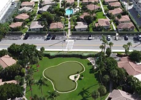 Hillsboro Beach Resort | Royal Flamingo Villas