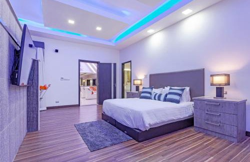Pratumnak Hill Villa | Royal Grand Villa - High Grove - Pratumnak - Pattaya