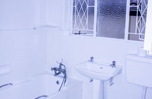 Harare East House | Royal Guest House