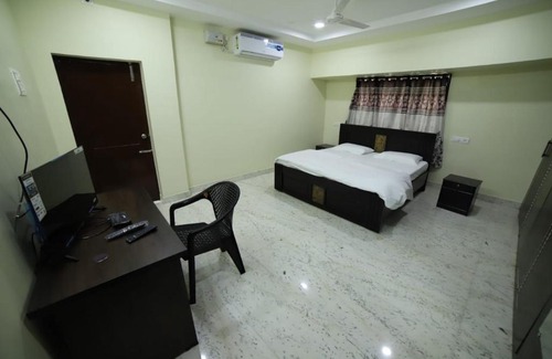 Tirupati Villa | Royal Home Stay deluxe Room