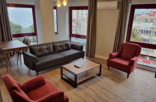 Antalya City Centre Hotel | Royal Homes 403
