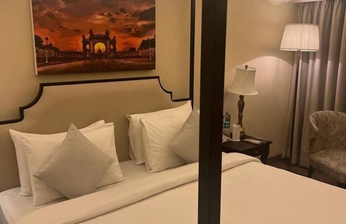 Mysore Hotel | Royal Orchid Metropole Mysore