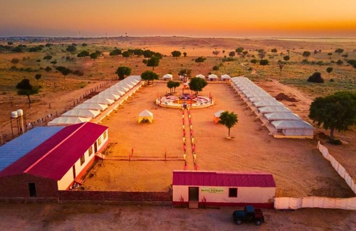 Kanoi Hotel | Royal Pavilion The Cozy Camp at Sam Sand Dunes