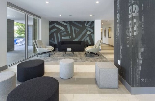 Los Angeles Apartment | Royal Room, Bathroom + Balcony in the Heart of Los Angeles