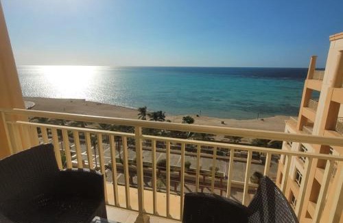 Bay La Sun Apartment | Royal Beach Apartment