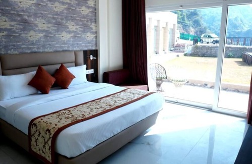 Kumarhatti Hotel | Royal Suites by Park Tree Chakki Mor