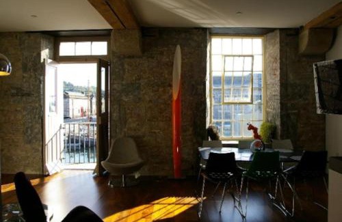 Plymouth Apartment | Royal William Yard. High Spec Apt.
