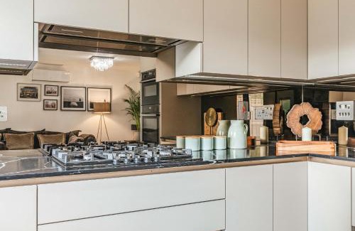 Fifield House | Royal Windsor Manor House