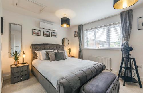 Fifield House | Royal Windsor Manor House