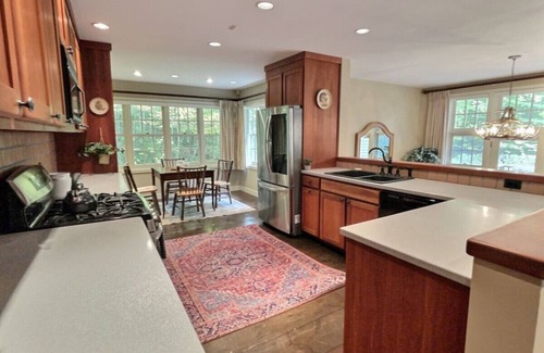 Killington House | RoyalBear - AC, Hot Tub, Grill, FirePit, Gameroom