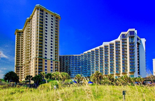 Arcadian Shores Apartment | Royale Palms 1005H Oceanview Studio w/Pool & Beach