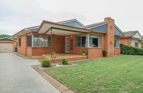 Dubbo House | Roycox Cottage - Charming Escape, Fireplace
