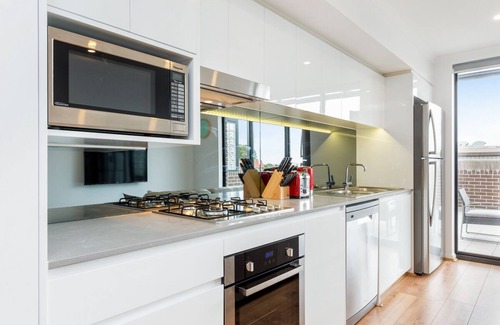 Rozelle Apartment | Rozelle Village l Two Bedrooms l Pet Friendly