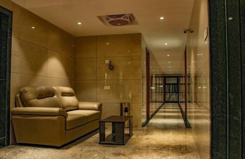 Central Chennai Hotel | RR Mount Elite Suites