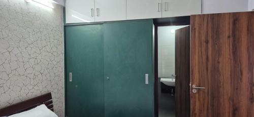 Gurugram Apartment | RRhomes