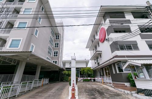 Bang Khae Hotel | Ruan Plaisoi Apartment