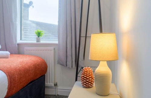 Huddersfield House | Ruby House - 2 Bed in Huddersfield Yorkshire