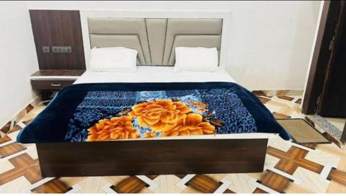 Mathura House | Rudra Guest House