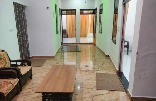 Mathura House | Rudra Home Stay - Cheapest Prices