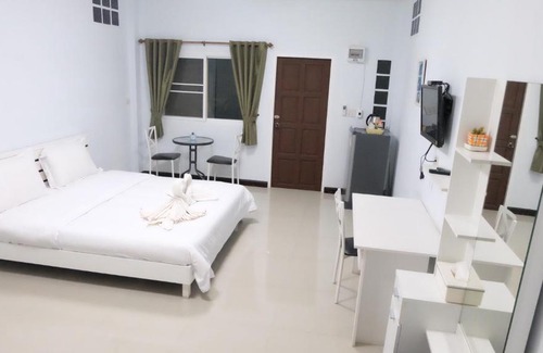 Nai Mueang House | Ruen Aiyara Apartment