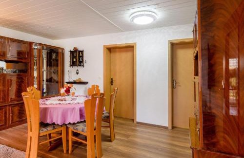 Gittersee Apartment | Ruhige Gartenwohnung in Dresden