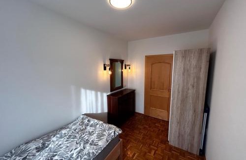 Sankt Polten Apartment | Ruhige, klimatisierte Wohnung nahe Zentrum & Bahnhof