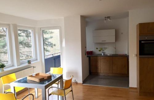 Buchholz-Kleefeld Apartment | Ruhige Messewohnung an der Eilenriede, 10 Minuten zur Messe Hannover bzw Agritechnica