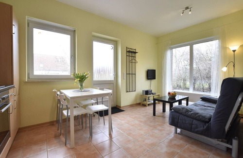 Zierow Apartment | Ruhiges Appartement in Zierow mit Terrasse