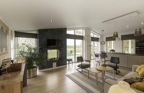 Wemeldinge House | Ruisweg 89 by Interhome