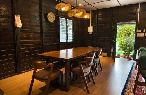 Gua Musang Resort | Rumah Atuk Homestay