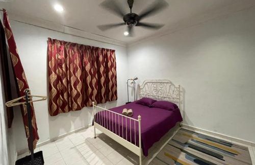 Kuala Terengganu House | Rumah near KT Atas Tol - WiFi, parking & Netflix