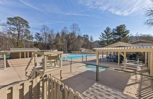 Lake Lure Condo | Rumbling Bald Resort-fairway Villa On Bald Mountain Lake-mountain Views 2 Bedroom Condo by Sunscape Property Management
