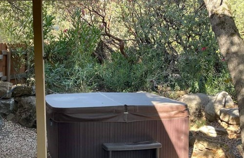 Coarsegold House | Running Quail Lake Retreat