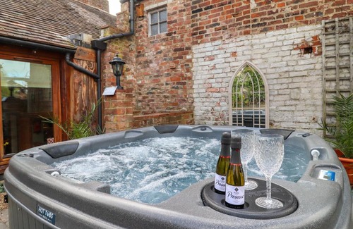Tewkesbury House | Runnymede