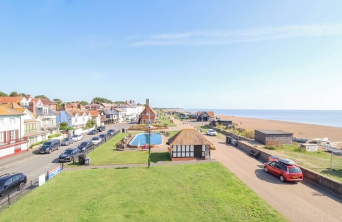 Aldeburgh Cottage | Runton