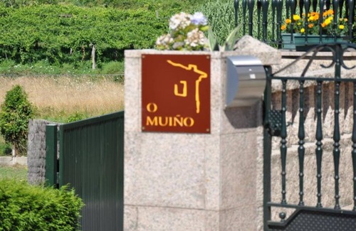 Poio Apartment | Rural Apartments Casa O Muiño - 2 bedroom apartment - 4 people (5)