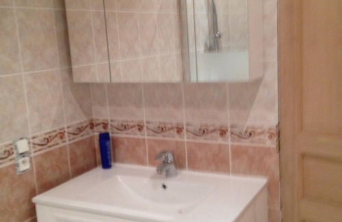 Argentat House | rural house with terrace and small garden all trade without car