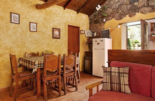Tejeda Cottage | Rural House Pepita the flowers