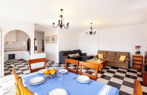 Almunecar Cottage | Rural house with incredible views to the sea and mountains of the area.