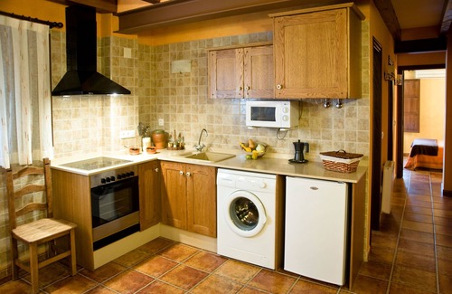 Torres Torres Cottage | Rural house with special jacuzzi for couples