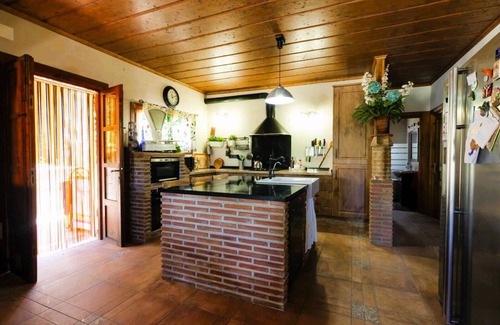 Riogordo Cottage | Rural house with swimming pool and barbecue