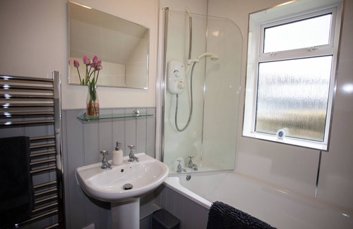 Killin Cottage | Rural, luxury property with uninterrupted views of the surrounding mountains.